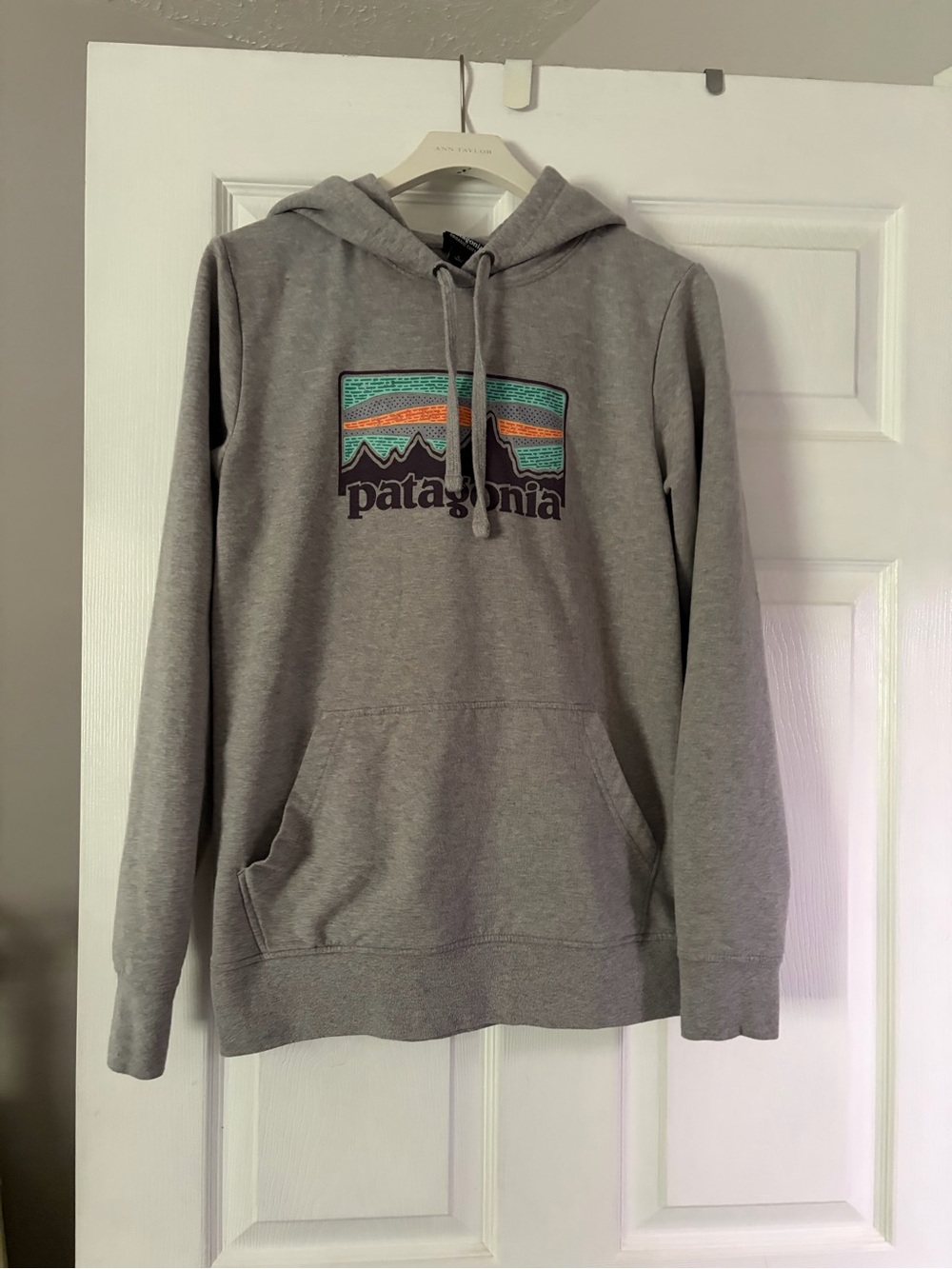 Patagonia Gray Pullover Hoodie - Picture 3 of 10